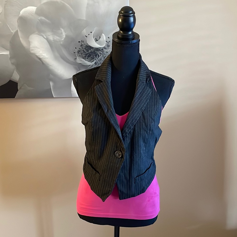 United Colors of Benetton pin striped vest